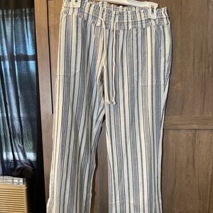 Size L foxy wide leg pants